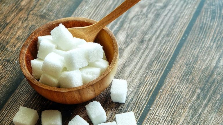 New Book, “NO SUGAR IN ME,” Takes on Sugar and Targets Better Health